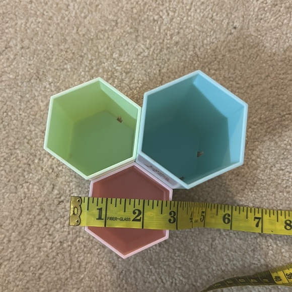 1pc Plastic Hexagonal Pen Holder (Make Up Brush Holder) - Picture 13 of 15